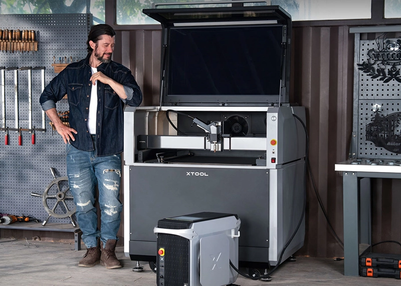 xTool banner 1